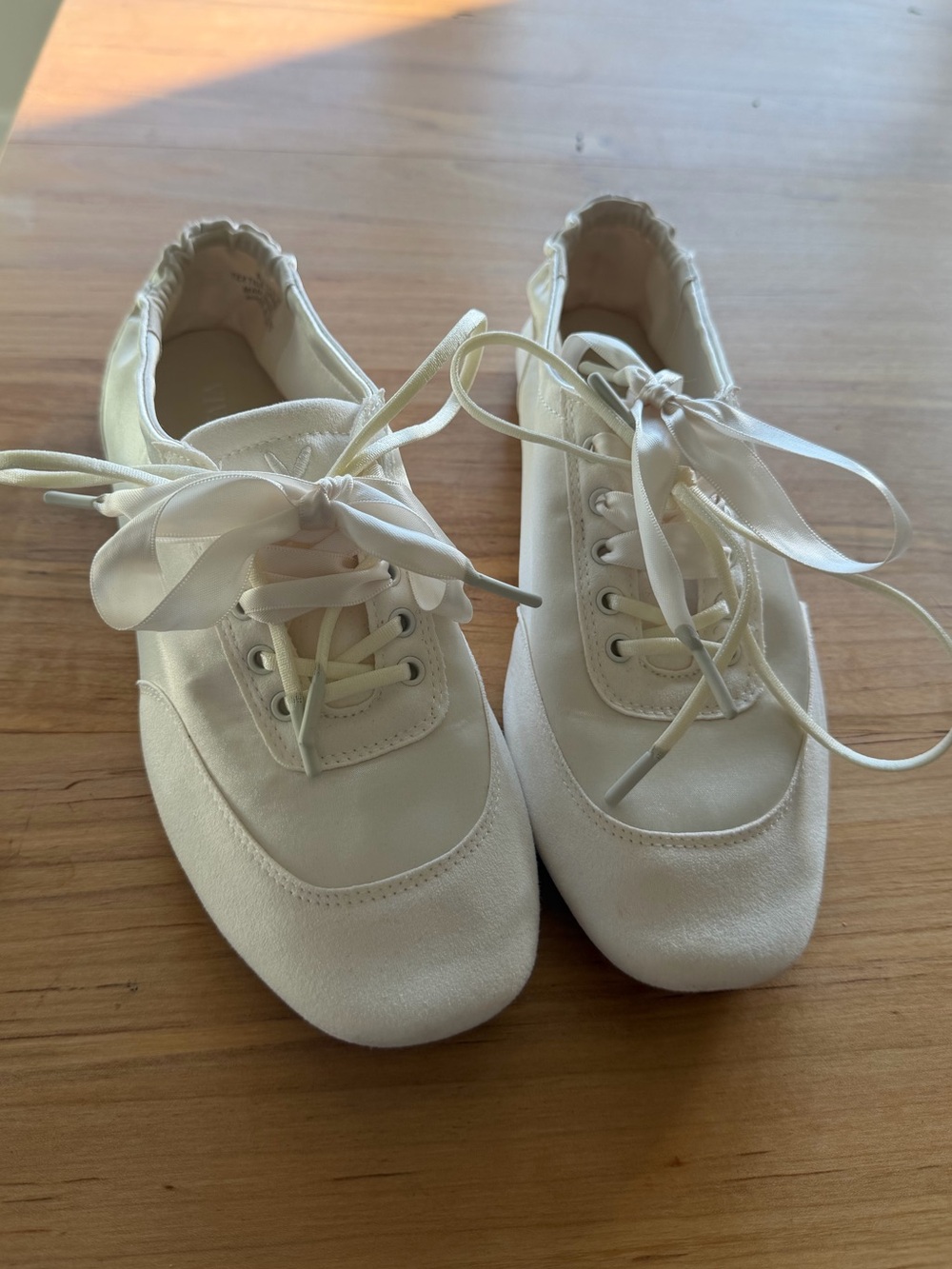 VIVAIA Cristina Sneakerina Ballet Flats Size 6 or 36.5 in light gold (cream)